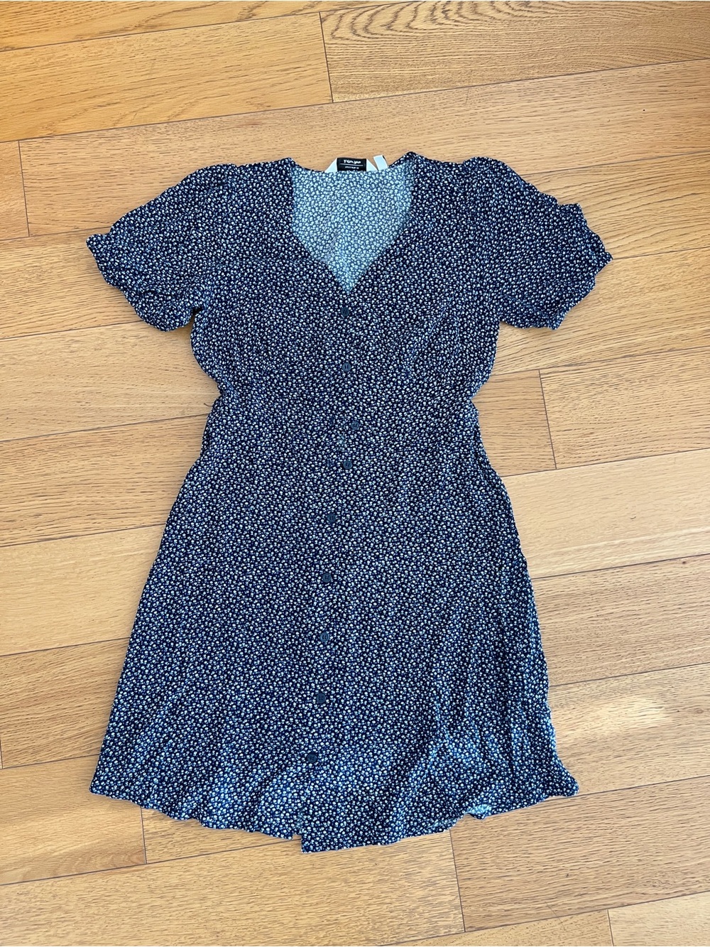 &other stories Women's Navy Floral V-Neck Button Dress